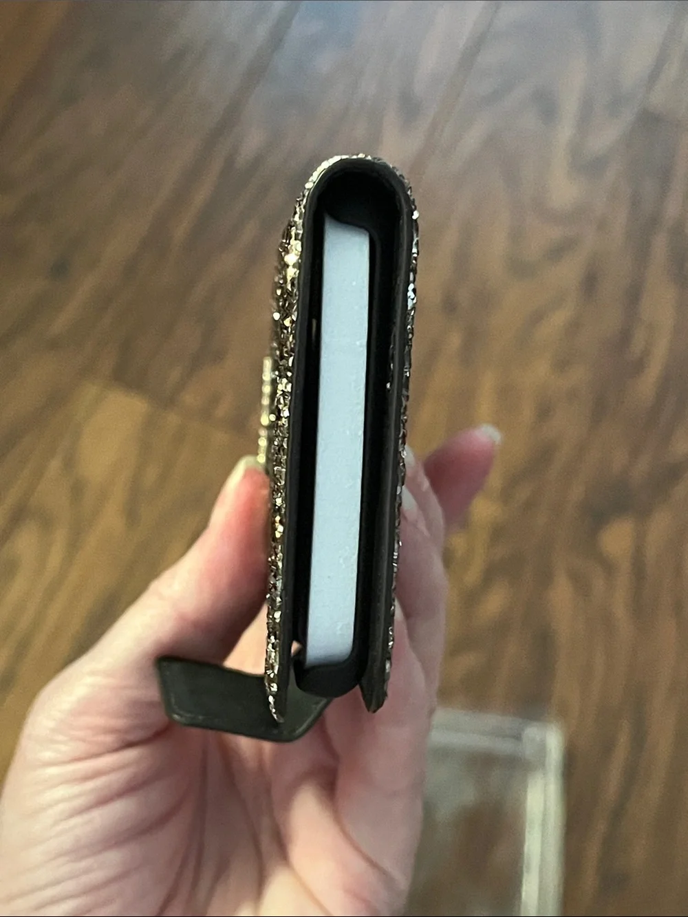 kate spade Gold Glitter Wrap Folio Phone Case Magnetic Closure-new in clamshell